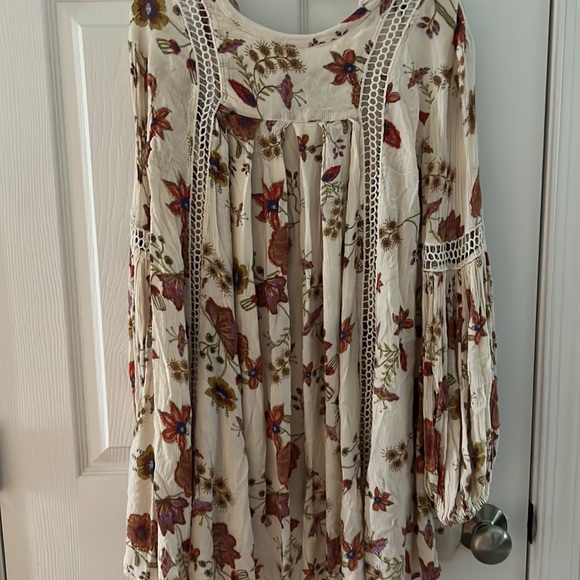 Free People Oversize Top - Picture 5 of 7